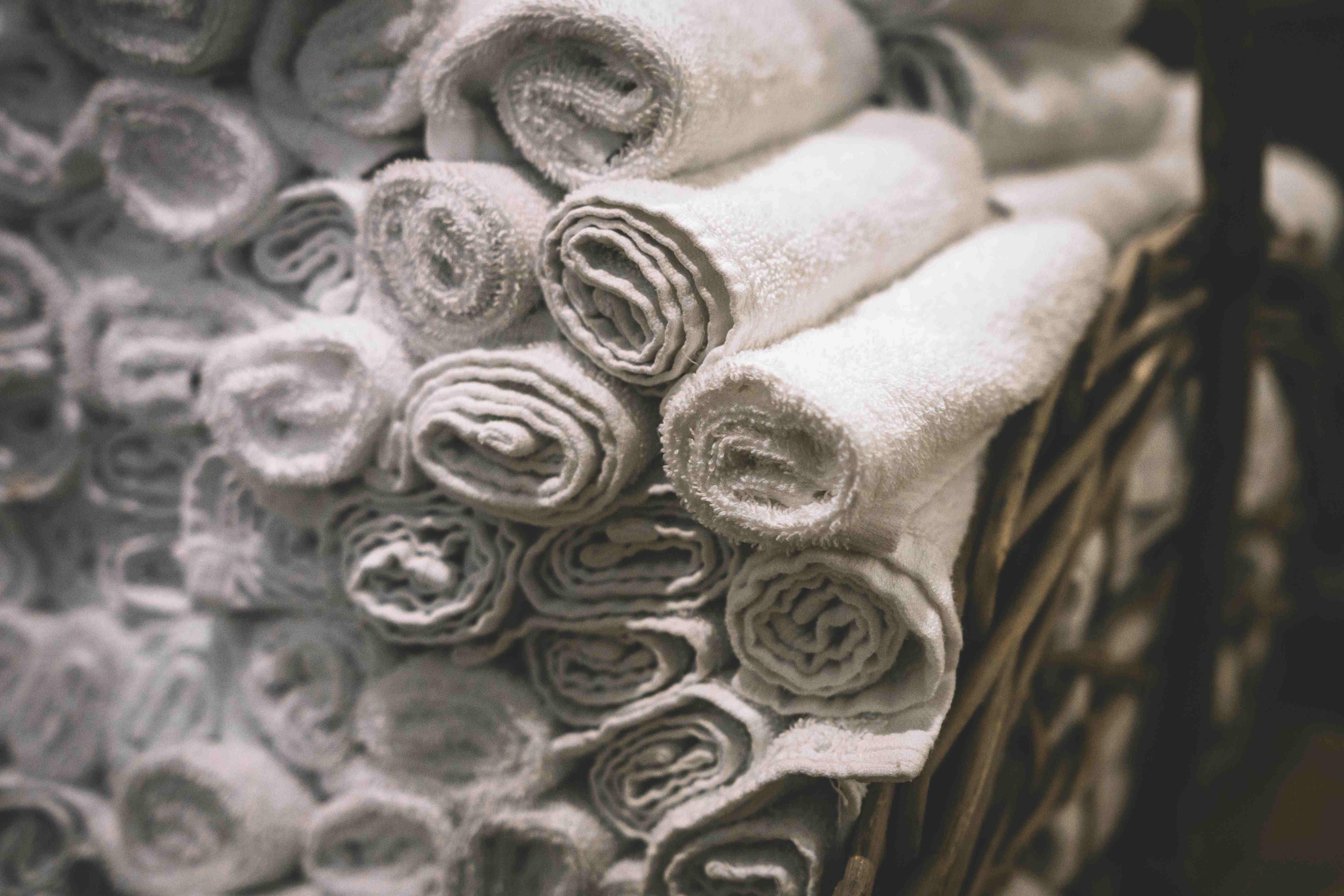 How to Handle Yellowing & Graying Linen in Laundry Factories – Part 2