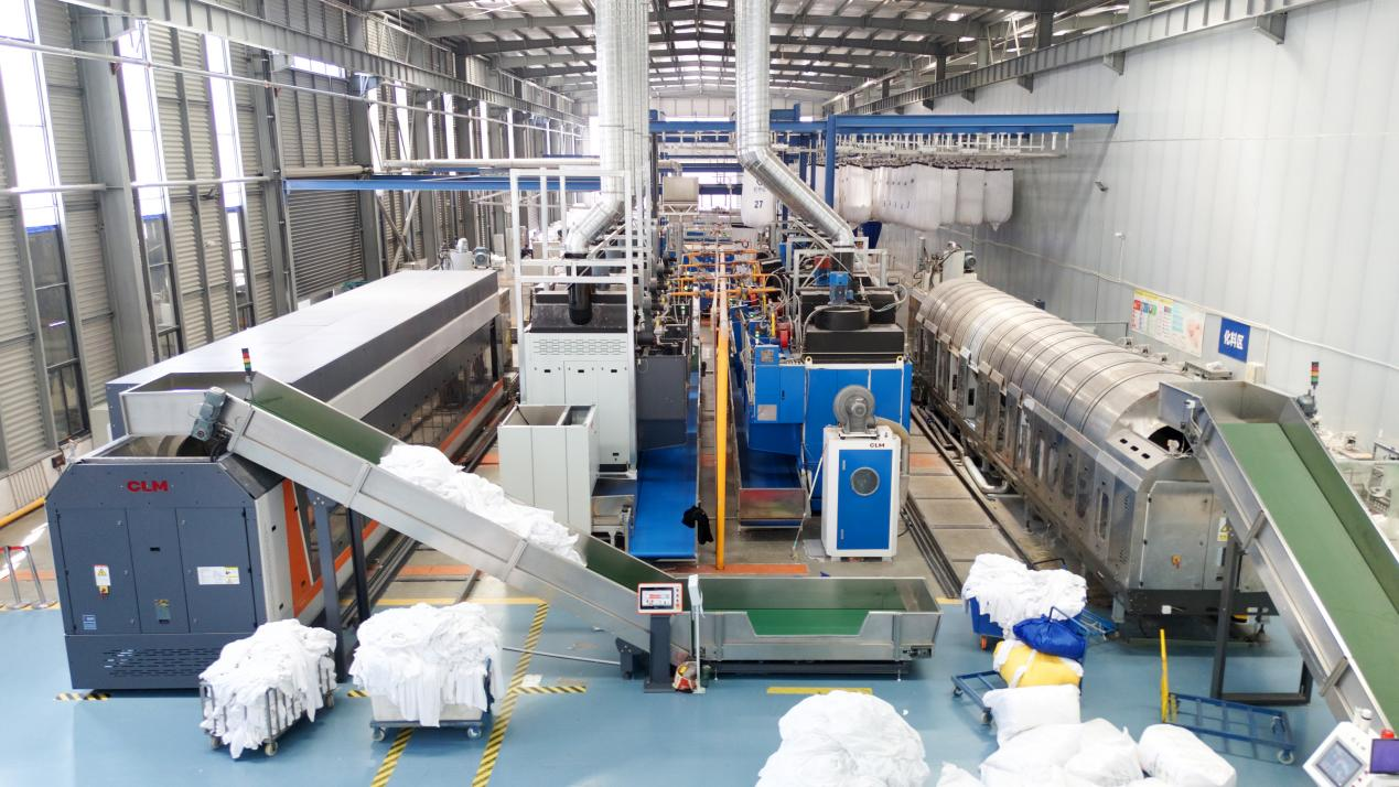 Is a Tunnel Washer Less Clean Than an Industrial Washing Machine?
