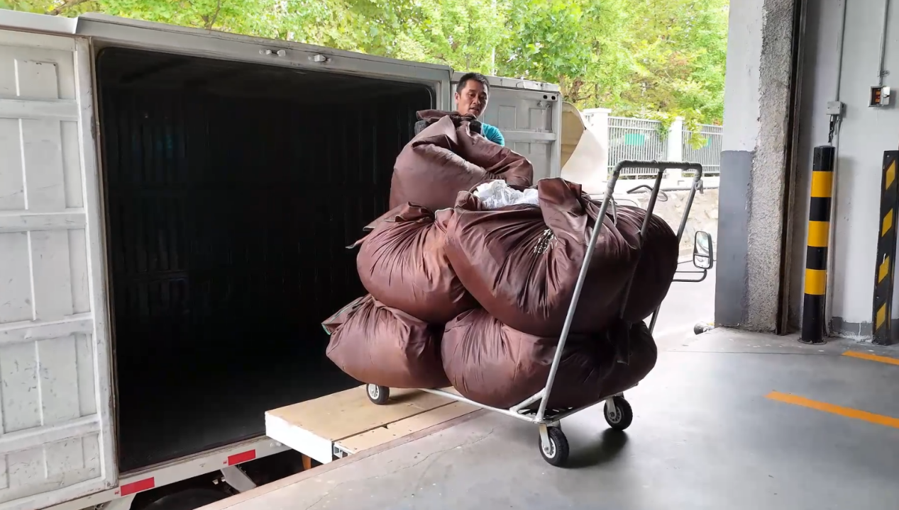 Analyze the Reasons for Linen Damage in Laundry Plants from Four Aspects Part 3: Transportation